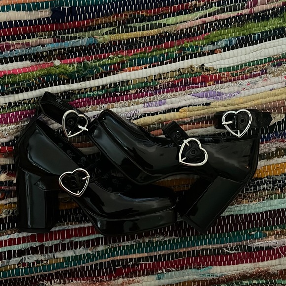 Dolls Kill Shoes - Dolls kill size 5 heels